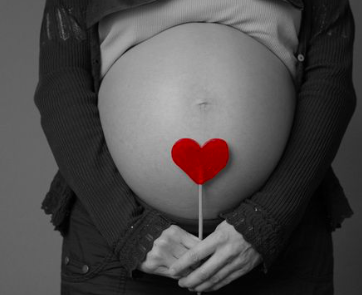 8 Thoughtful Valentine’s Gifts That Your Pregnant Wife Will Love ￼