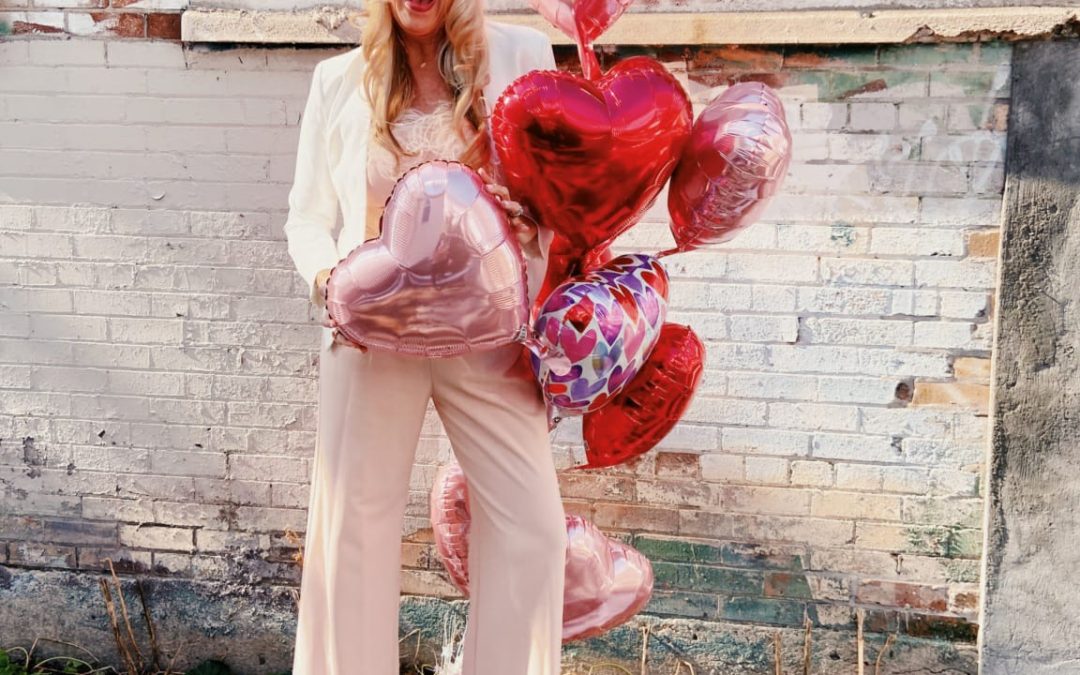 Valentine’s Day 2022 – Cute Outfits To Wear This V-Day