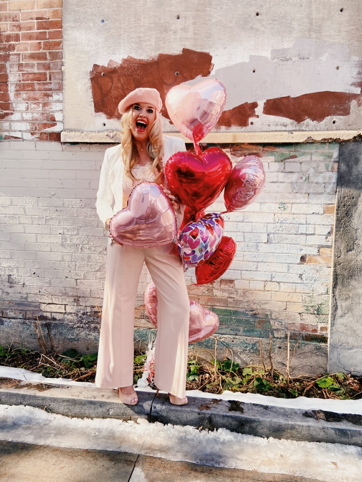 Valentine’s Day 2022 – Cute Outfits To Wear This V-Day